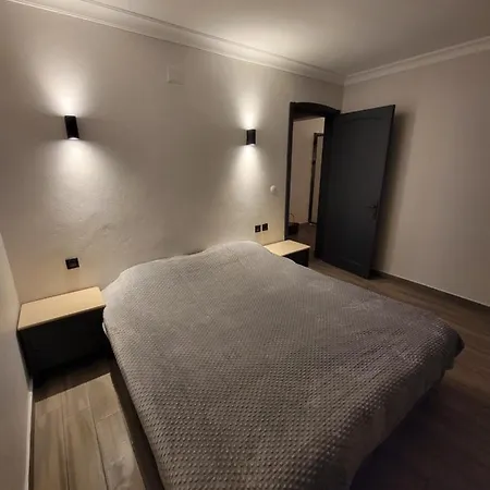 Well Designed Apartment アパート *